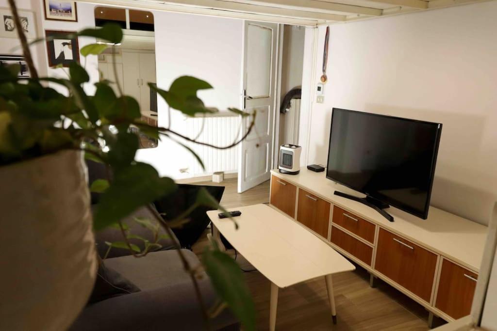 Lovely Flat, Ground Floor Centre Of Bologna! :) Εξωτερικό φωτογραφία